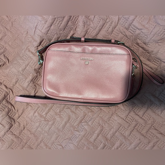 Michael Kors Handbags - Michael Kors Purse